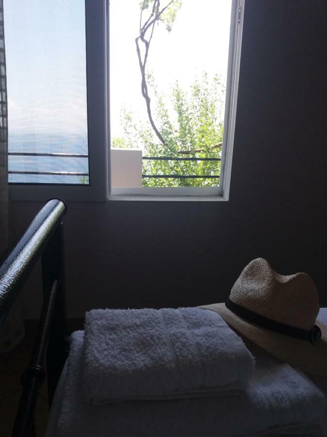 Hotel Blue View Qeparo Esterno foto
